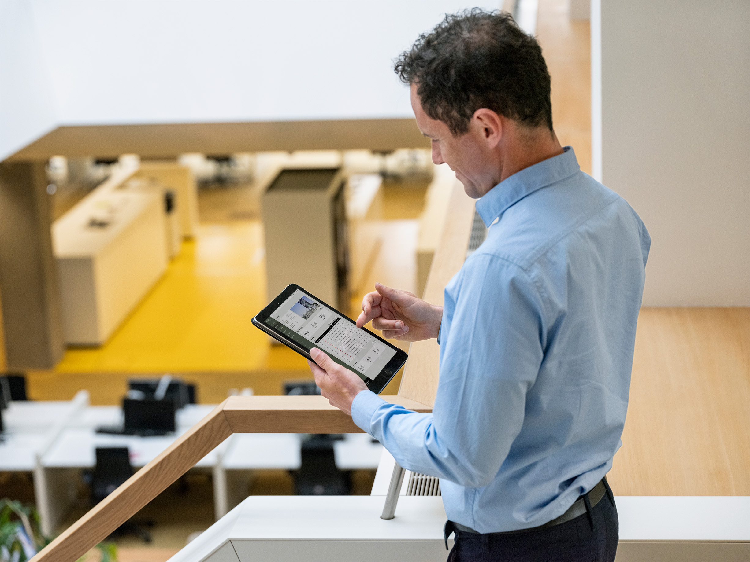 Monitorez vos objectifs circulaires avec notre système de management du mobilier