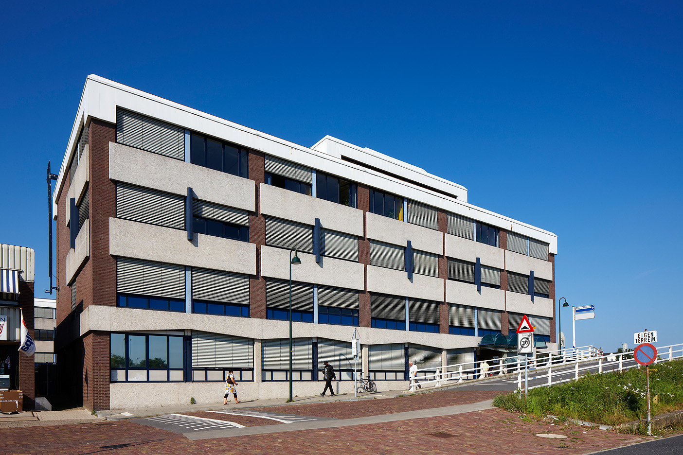 L'extérieur du bureau municipal de Vlaardingen.